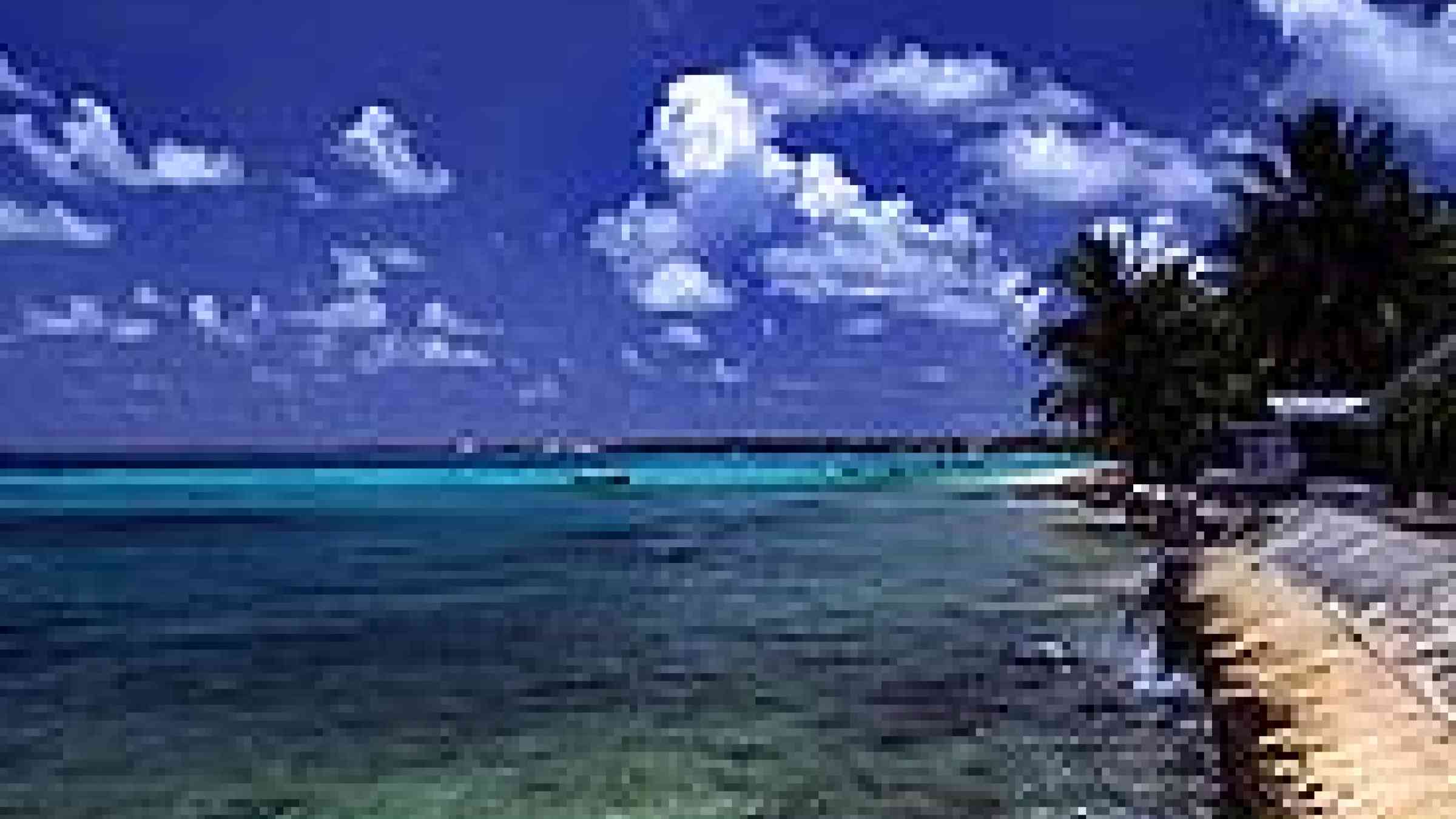 Photo of Tuvalu and the Funafuti atoll by Flikr user Mrlins, Creative Commons Attribution 2.0 Generic