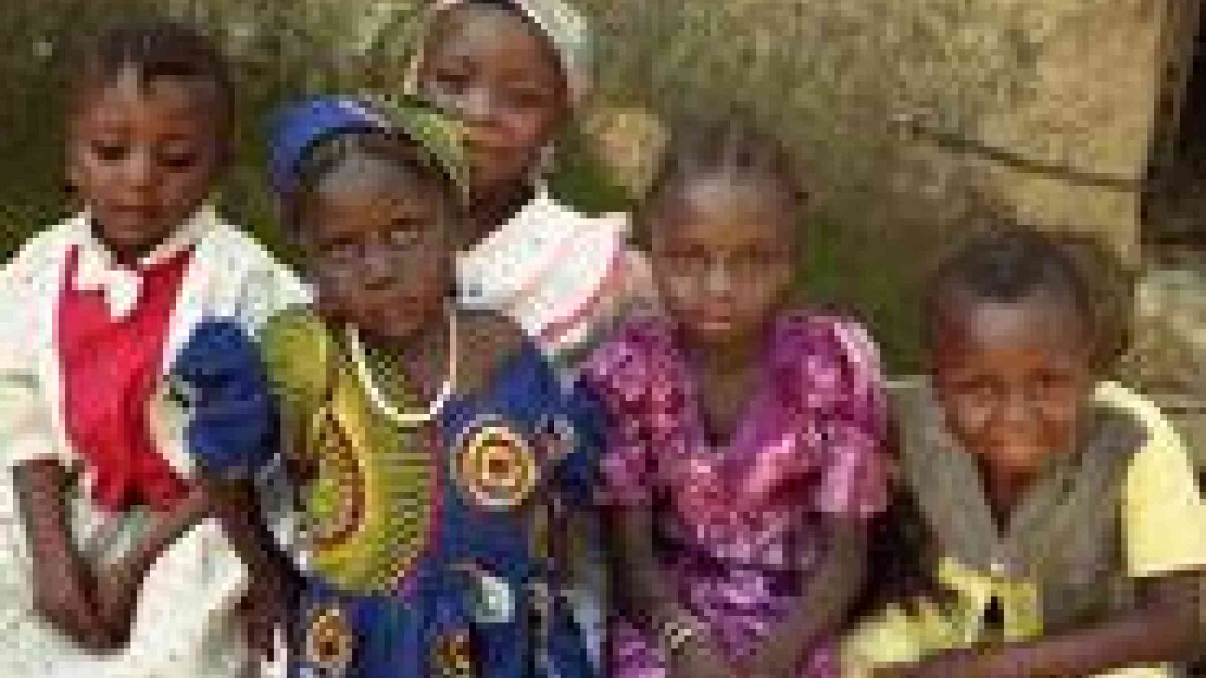 Children at Mallam Garba's House, by flickr user MikeBlyth, CC BY-NC-SA 2.0, http://www.flickr.com/photos/blyth/145265468/