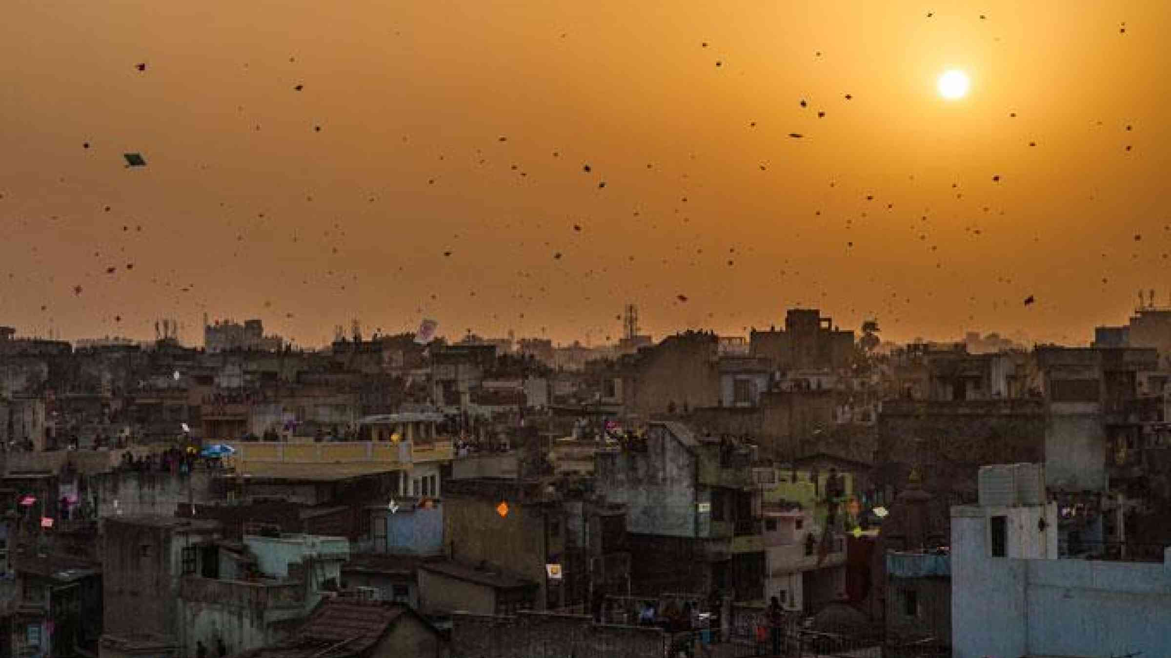 View of Ahmenajab. Photo by sandeepachetan.com CC BY-NC-ND 2.0 https://flic.kr/p/qw4sPb