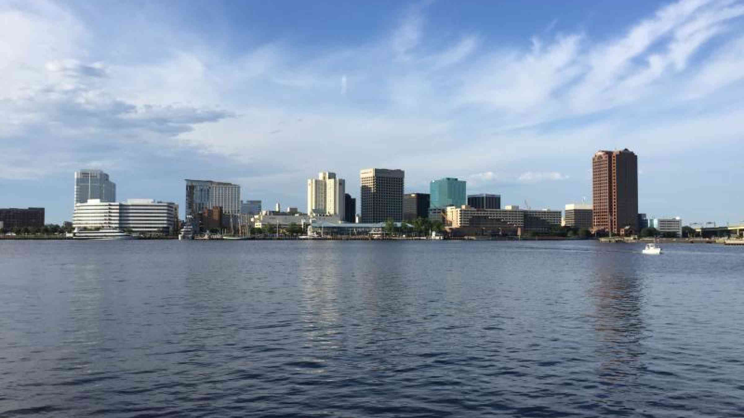 The Norfolk, VA skyline as seen from across the Elizabeth River in 2016. Credit: Antony-22, CC-BY-SA 4.0