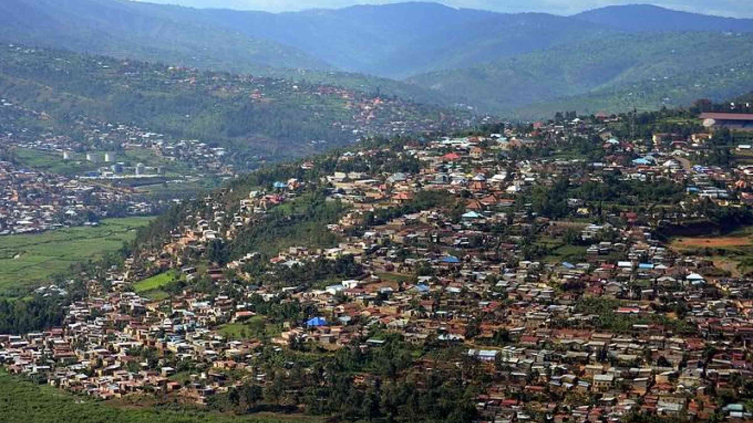 Kigali, Scenic View from Kigali City Tower - Gwendolyn Stansbury (CC BY-NC-ND 2.0) http://bit.ly/2r1t3L4