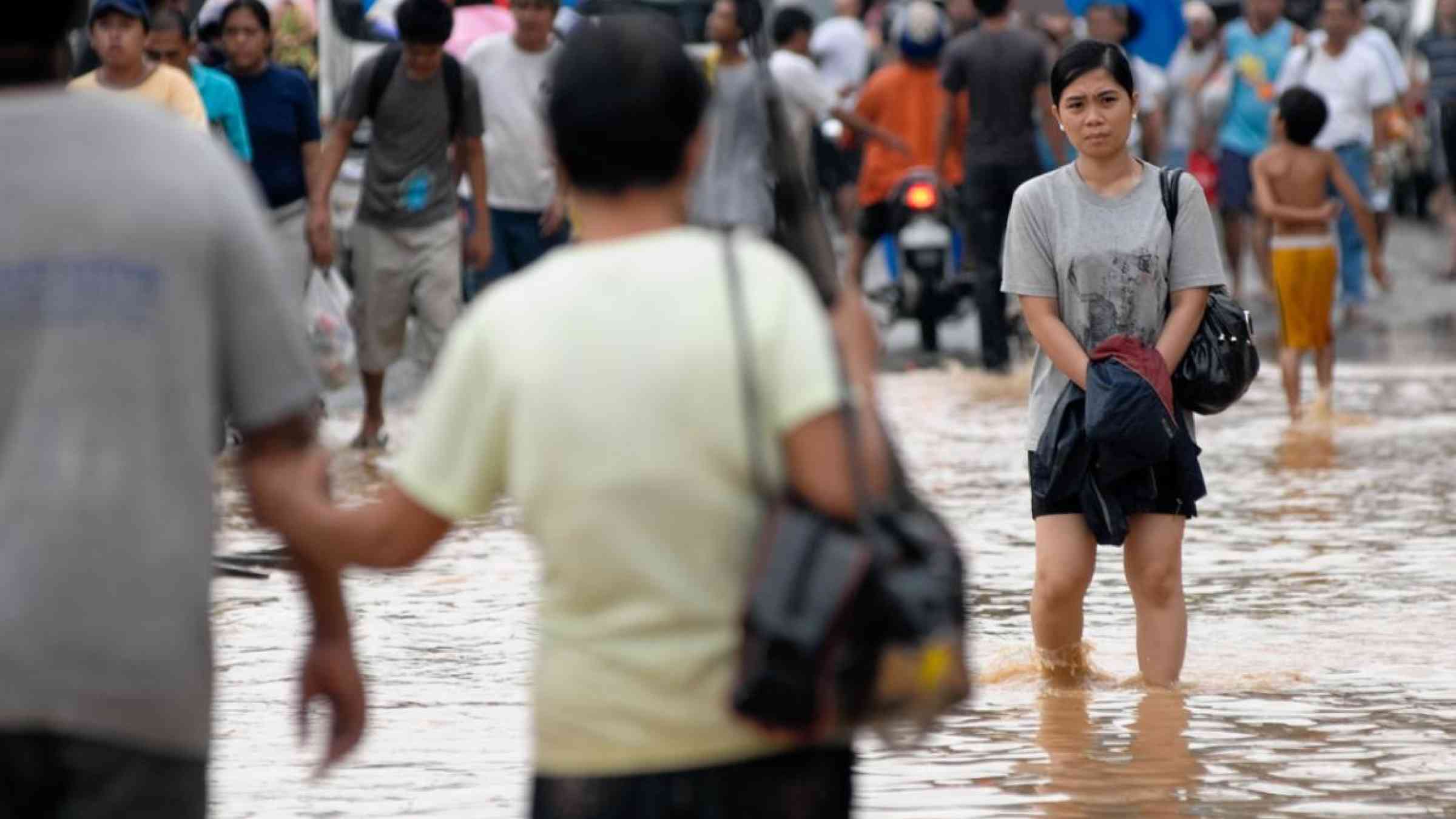 Philippines: Protecting people and communities from the risk of